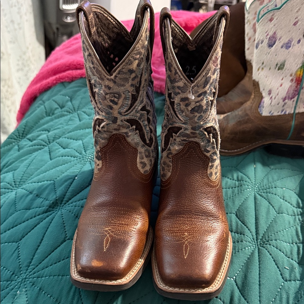 Ariat girls brown Leather Cowboy Boots with Embroidered Leopard Print Shaft